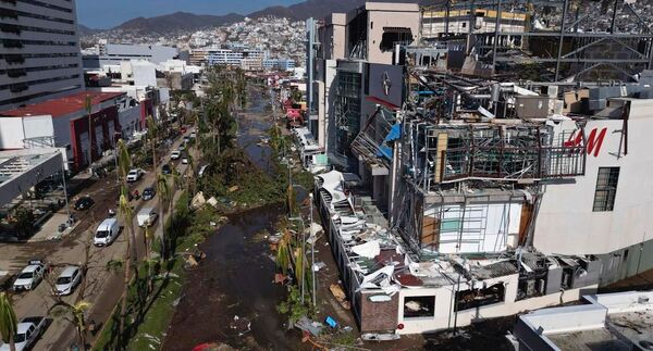 Diario HOY | Otis deja 27 muertos y una estela de daños en el puerto mexicano de Acapulco