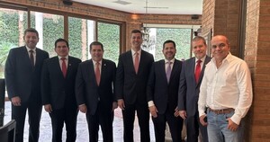 Peña visitó a Cartes en su casa tras volver de EEUU y reunieron a la cúpula colorada
