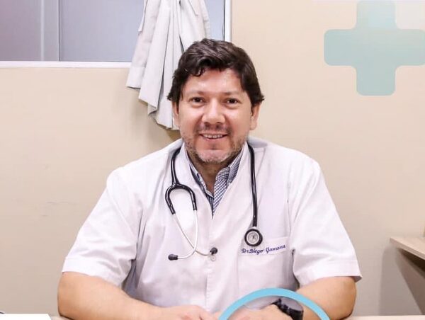Médicos califican de inmoral el aumento salarial de los parlamentarios · Radio Monumental 1080 AM