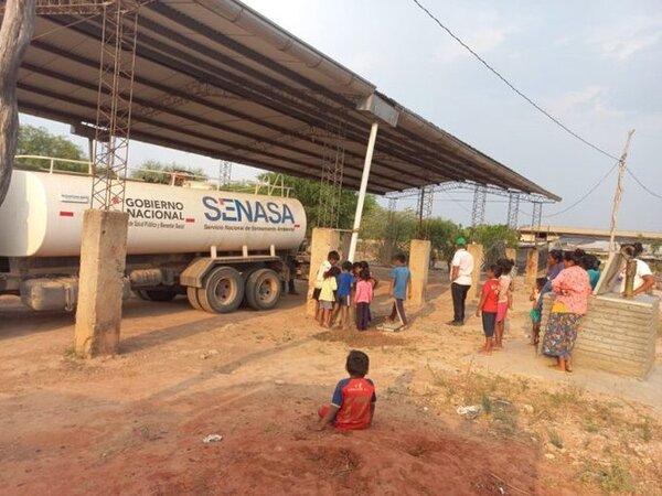 Senasa transportó 925.000 litros de agua al Chaco en apoyo a operativo del Gobierno
