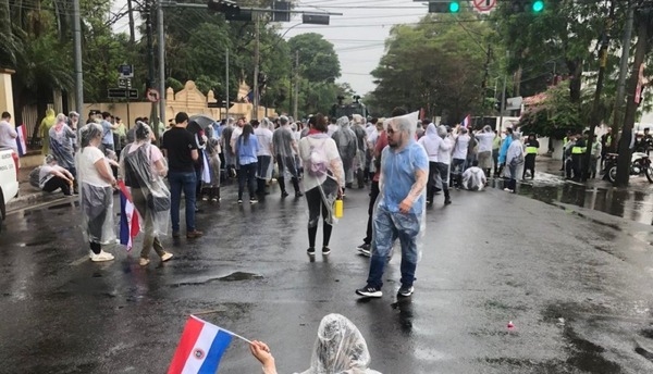 Diario HOY | Abdistas alientan a movilizarse contra concurso amañado