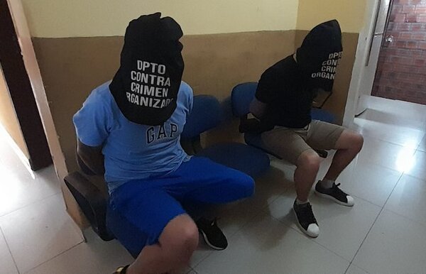 Detuvieron a tres extranjeros que estarían involucrados en robo de cajero en Villa Morra