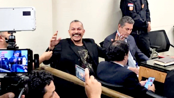 “Mbururu” Esquivel reaparece en tribunales y recusa a fiscal que lo acusó por abuso sexual - La Clave