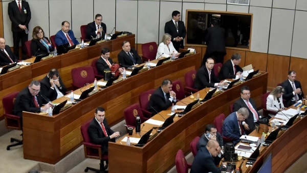 Senado modifica proyecto de Ley que regula conflictos de intereses de la Función Pública - El Independiente