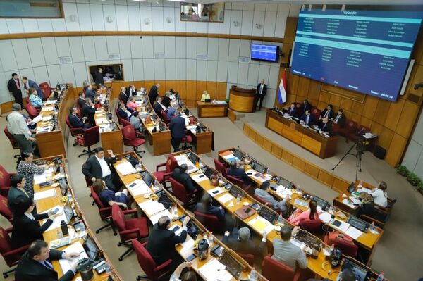 Buscarán reorganizar el gasto público desde Comisión Bicameral - ADN Digital