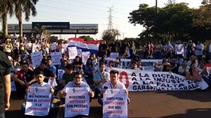 Abogado de despedidos de Itaipú dice que se podría caminar hacia el “caso por caso” | 1000 Noticias