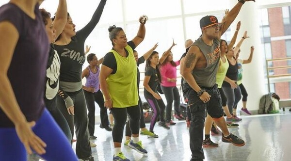 Diario HOY | Por el octubre rosa, invitan a clases de zumba gratis