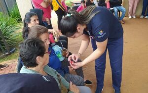 Realizan demostración de desarrollo de larvas