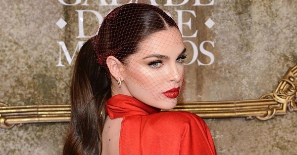 Nadia arrasó en “la alfombra negra” de Vogue México - EPA