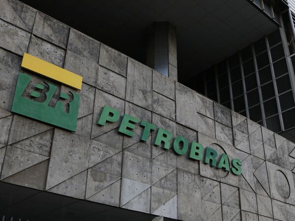 La producci贸n de Petrobras crece un 9,2% y alcanza un nuevo r茅cord en el tercer trimestre - Revista PLUS