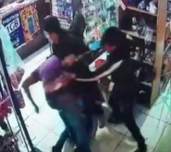 Brutal atraco en Curuguaty - Paraguay.com