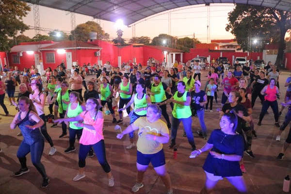 Octubre rosa: Invitan a participar de una masterclass de zumba gratuita en San Lorenzo - trece
