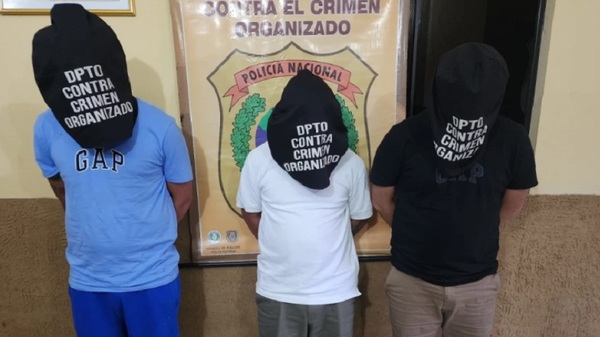 Capturan a supuestos asaltacajeros en Asunción - Noticias Paraguay