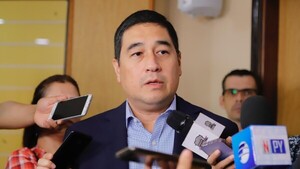 Nakayama denuncia que legisladores reciben 10 mil dólares para acompañar proyectos oficialistas