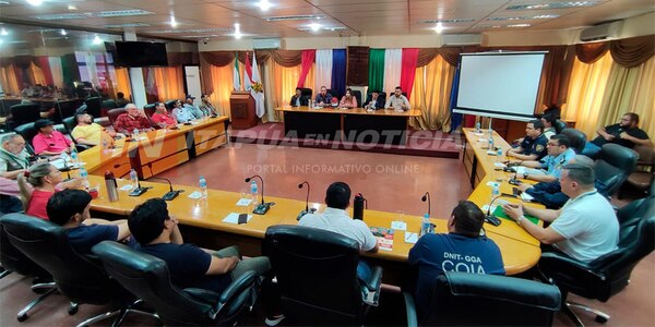 REUNIÓN PARA COMBATIR EL CONTRABANDO SE REALIZÓ EN LA JUNTA DEPARTAMENTAL - Itapúa Noticias