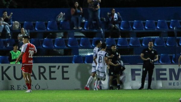 Tacuary corta su racha de derrotas