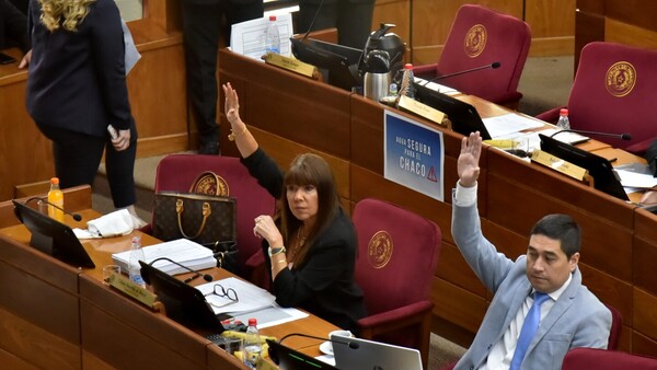 Liberales revelan supuesta compra de votos entre USD 5.000 y 10.000