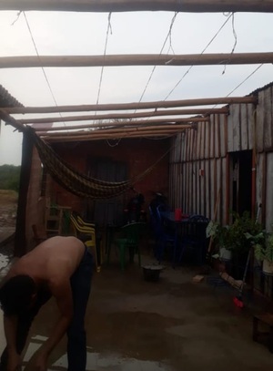 Fugaz temporal destechó casas en Curuzú Ñu