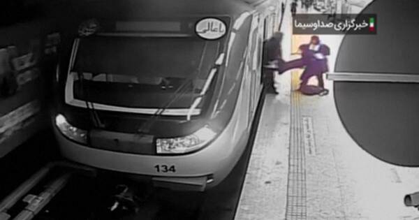 La Nación / Fallece joven iraní que habría sido agredida por policías