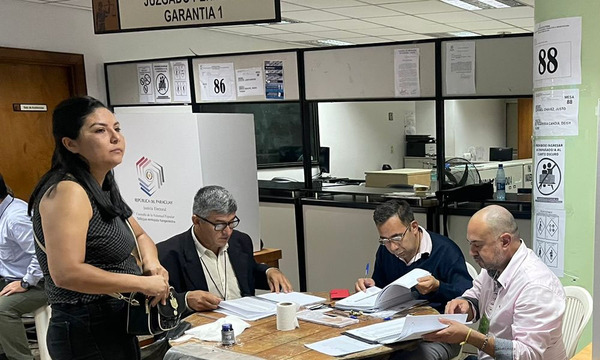 En Coronel Oviedo abogados eligen a representantes ante el Consejo de la Magistratura
