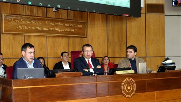 Bicameral posterga análisis sobre aumentazo ante repudio ciudadano