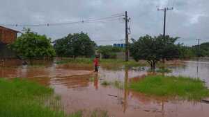 Temporal deja destrozos en varios departamentos y tormentas persistirán
