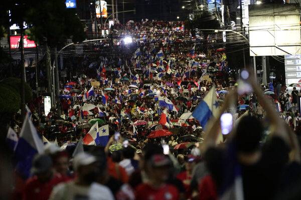 Las redes sociales cobran protagonismo y le dan fuerza a protestas antimineras en Panamá - MarketData