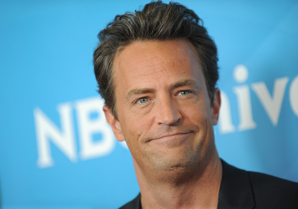 Diario HOY | El actor de "Friends" Matthew Perry fallece a los 54 años