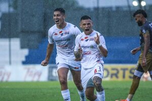 Una victoria y un empate dieron continuidad a la Fecha 17 - Unicanal
