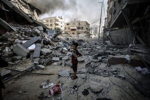 Los habitantes de Gaza saquean los almacenes de la ONU