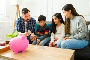 Educación financiera en el Paraguay: ¿Por qué es importante que inicie a edad temprana y cómo ayuda a evitar fraudes? - MarketData