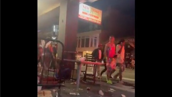 Dos muertos y 18 heridos durante balacera en Florida