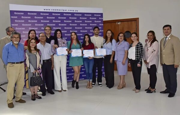 Coomecipar premia la creatividad literaria - Cultura - ABC Color