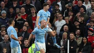 Haaland se lleva el derbi de Manchester