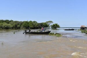 Desborde del río Paraná afecta a familias ribereñas de Ayolas - Nacionales - ABC Color