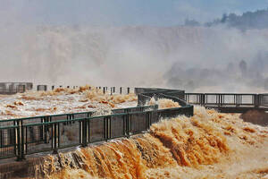 ¡Imponente! Mirá las imágenes de cómo están las cataratas luego de la crecida