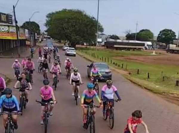 Octubre Rosa con paseo ciclístico internacional en la frontera - Radio Imperio 106.7 FM