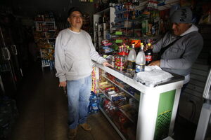 Reducen en 50 % los cortes de electricidad entre lunes y miércoles en Ecuador - MarketData