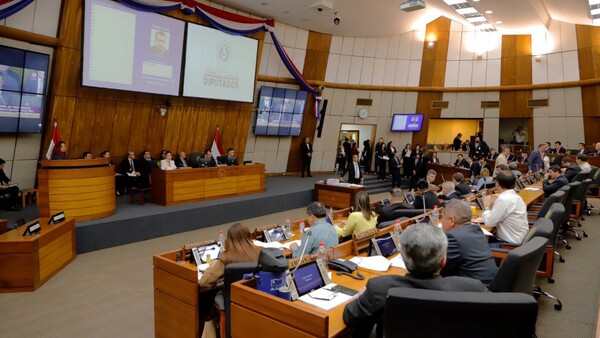 Día D para que Bicameral defina el polémico aumento a parlamentarios