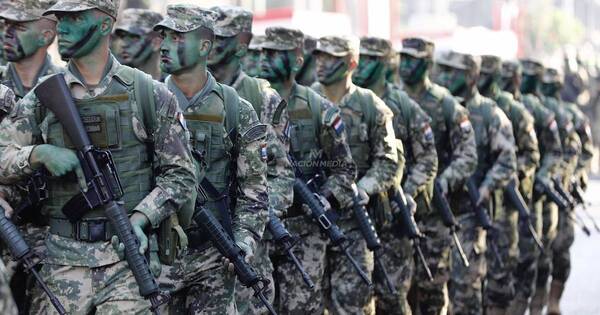 La Nación / Dos subtenientes fueron detenidos por torturar a subordinados