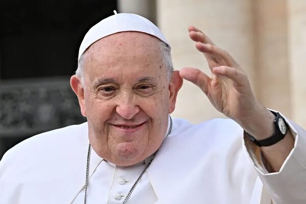 El papa anima a las mujeres que rechazaron la mafia: “No están solas” - Mundo - ABC Color