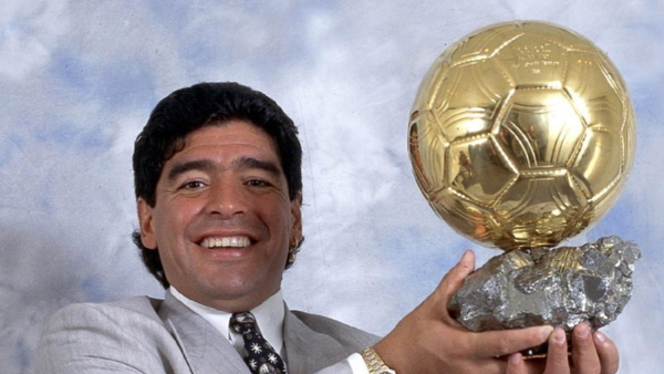 La reglamentación que le negó el Balón de Oro a Diego Maradona
