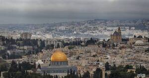 La Nación / Palestino apuñala a policía israelí en Jerusalén y muere baleado