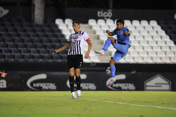 Versus / Libertad quiere ponerse más cerca aún del título del torneo Clausura 2023