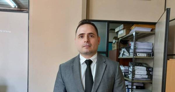 La Nación / Fiscalía requiere seis meses más para investigar al senador Erico Galeano