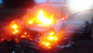 Diario HOY | Reportan incendio de vehículo en plena marcha