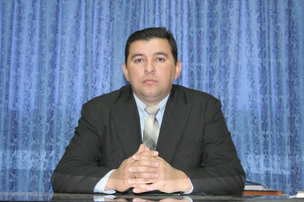 'Admite más su debilidad de conducta y carácter', adsegura Lider Amarilla sobre Santiago Peña