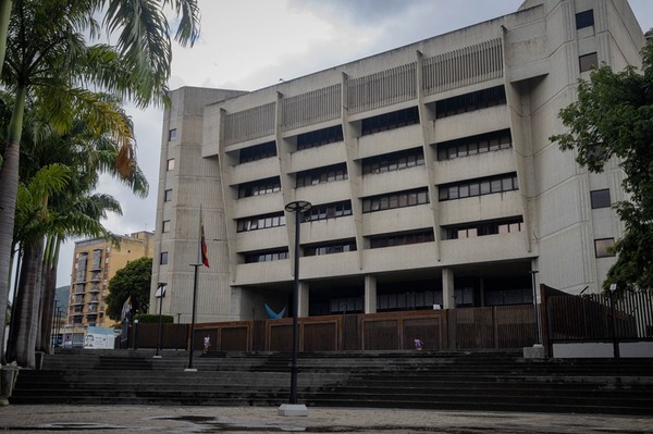 El Supremo venezolano suspende “todos los efectos” del proceso de las primarias opositoras - San Lorenzo Hoy