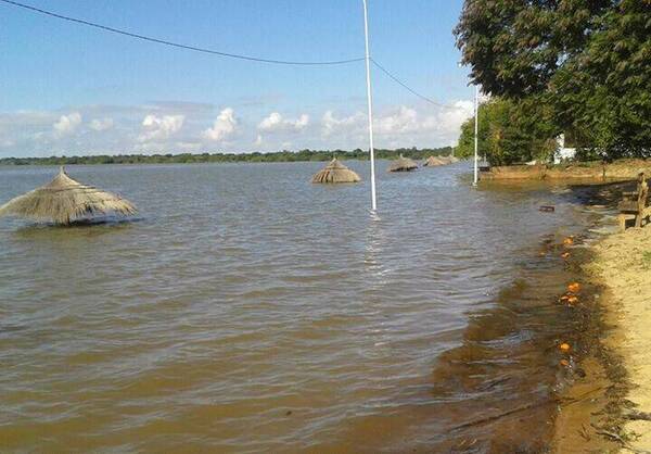 Ayolas en alerta roja por inundaciones: Se deberá evacuar a 600 familias - Oasis FM 94.3