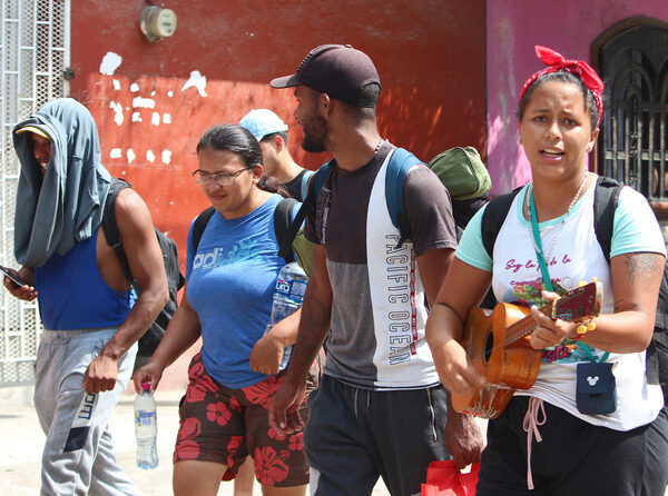 Empresarios definen ruta para dar trabajo a migrantes que atraviesan por México - MarketData